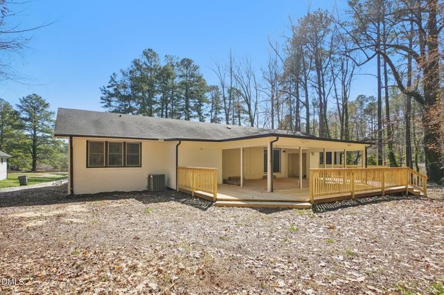 731 Lakeview Drive, Henderson, NC 27536