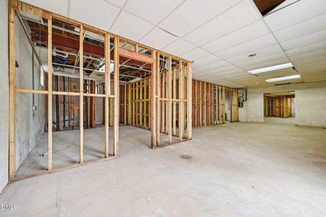 731 Lakeview Drive, Henderson, NC 27536