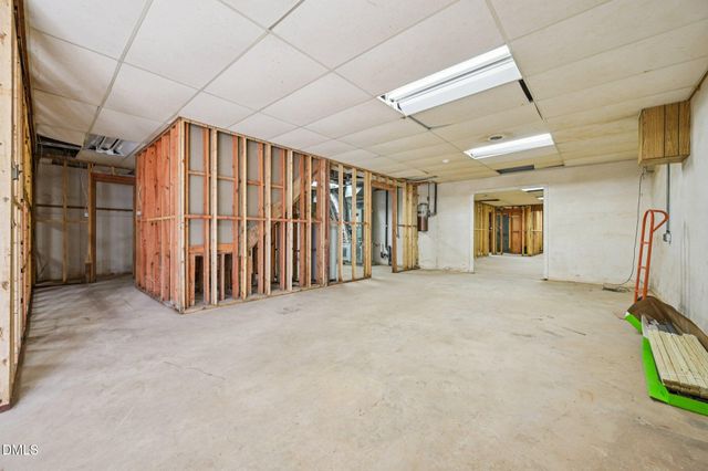 731 Lakeview Drive, Henderson, NC 27536