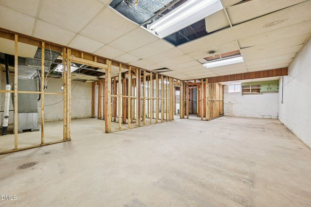 731 Lakeview Drive, Henderson, NC 27536