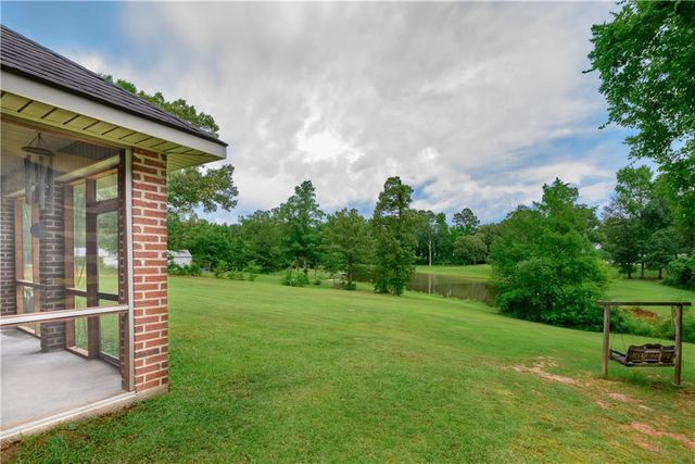 125 MAID MARION Drive, Dry Prong, LA 71423