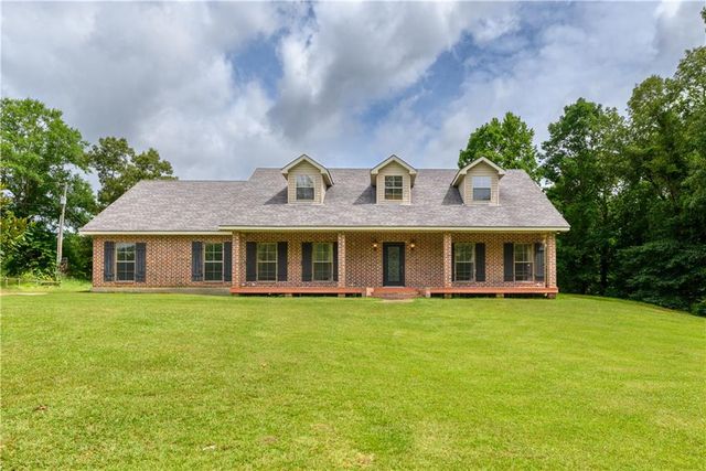 125 MAID MARION Drive, Dry Prong, LA 71423