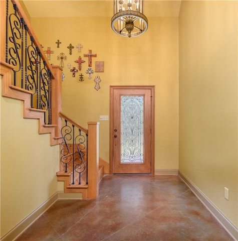 125 MAID MARION Drive, Dry Prong, LA 71423