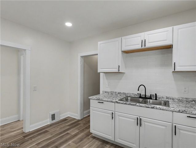 10316 Way Avenue, Cleveland, OH 44105