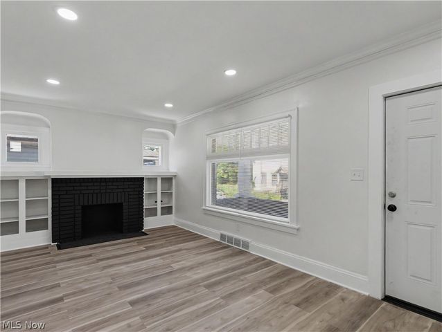 10316 Way Avenue, Cleveland, OH 44105
