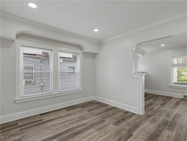 10316 Way Avenue, Cleveland, OH 44105