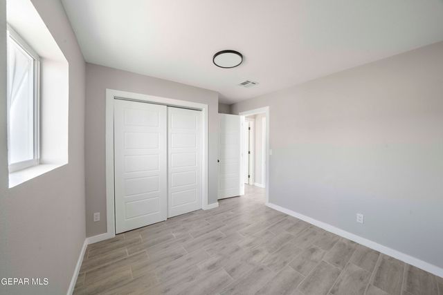 10752 Mellward Road, Socorro, TX 79927