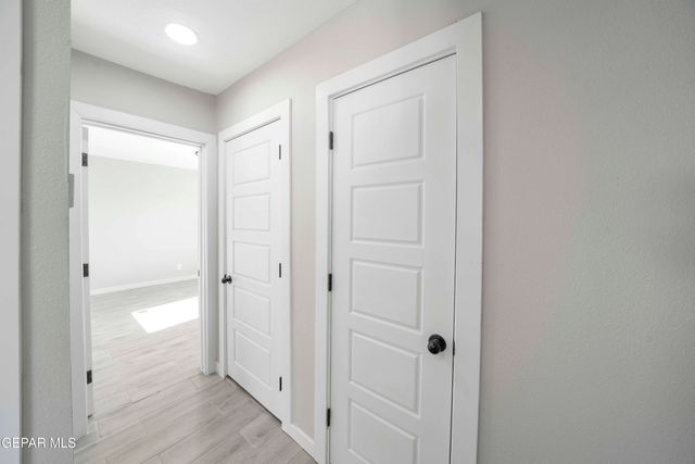 10752 Mellward Road, Socorro, TX 79927