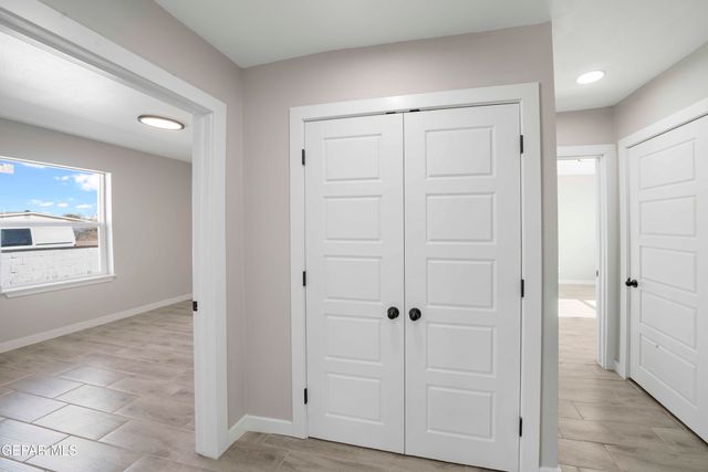 10752 Mellward Road, Socorro, TX 79927