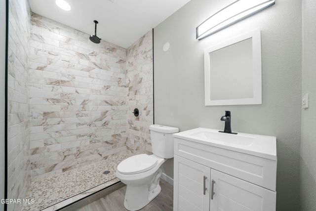 10752 Mellward Road, Socorro, TX 79927