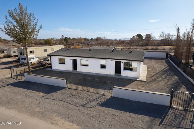 10752 Mellward Road, Socorro, TX 79927