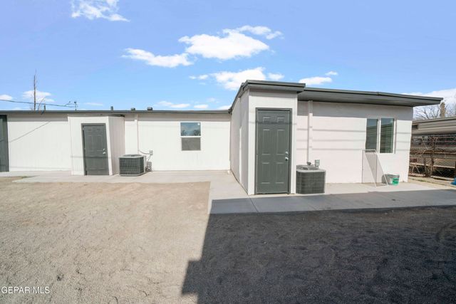 10752 Mellward Road, Socorro, TX 79927