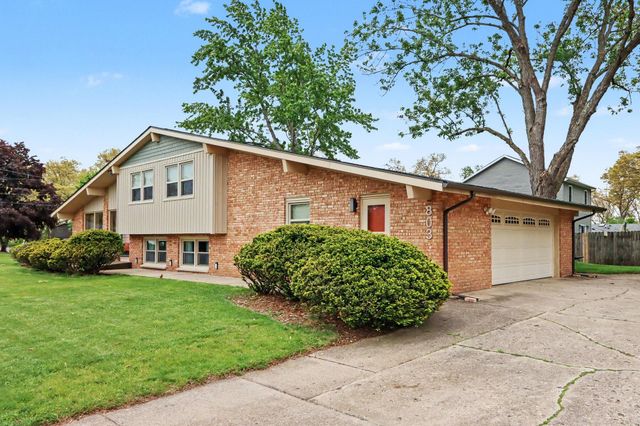 803 Woodheath Avenue, Portage City, MI 49024