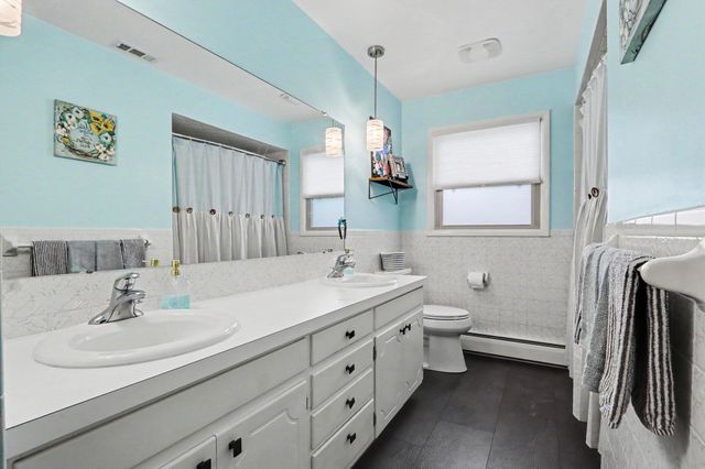 803 Woodheath Avenue, Portage City, MI 49024