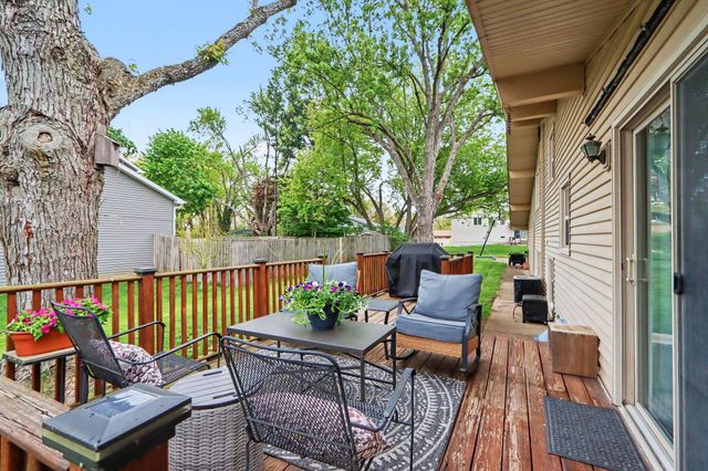 803 Woodheath Avenue, Portage City, MI 49024