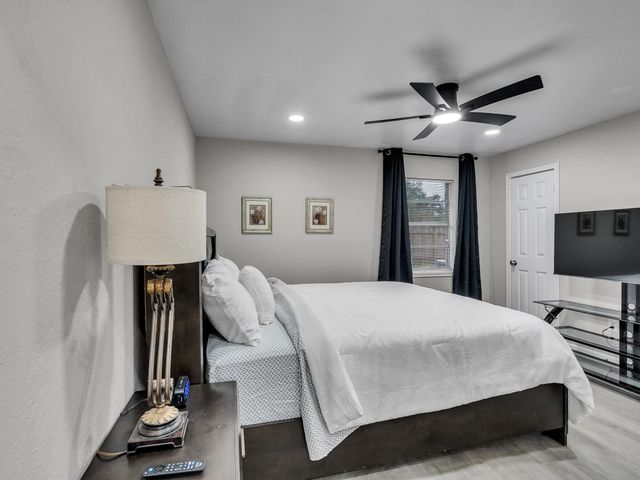 705 Littlewood Street, Baytown, TX 77521