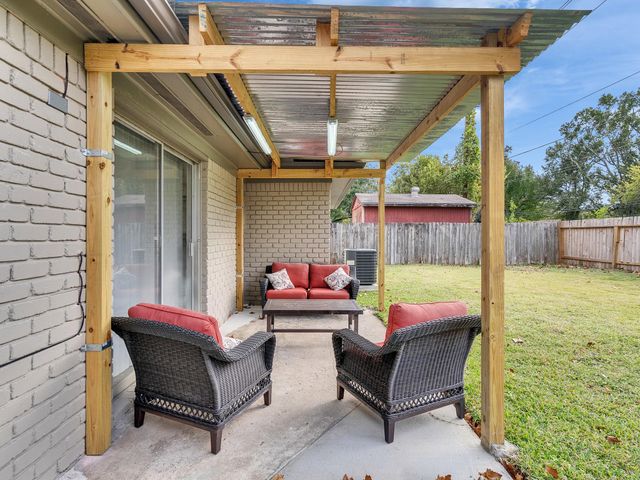 705 Littlewood Street, Baytown, TX 77521