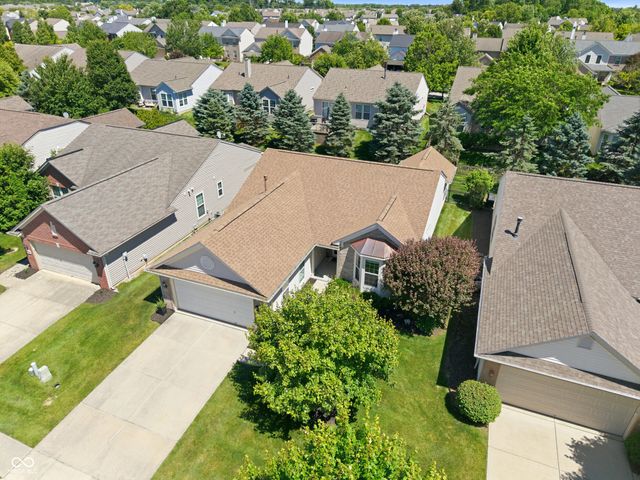 12897 Oxbridge Place, Fishers, IN 46037