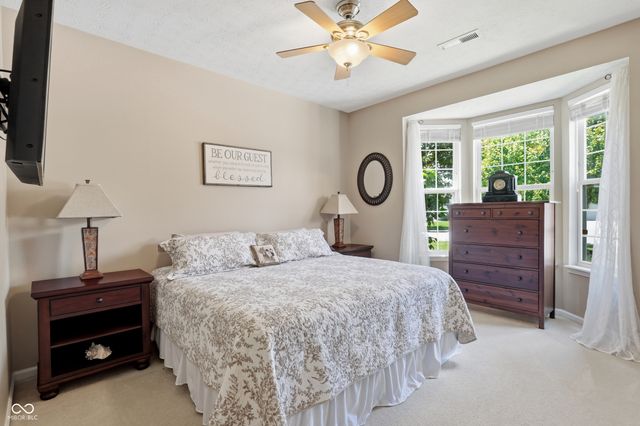 12897 Oxbridge Place, Fishers, IN 46037