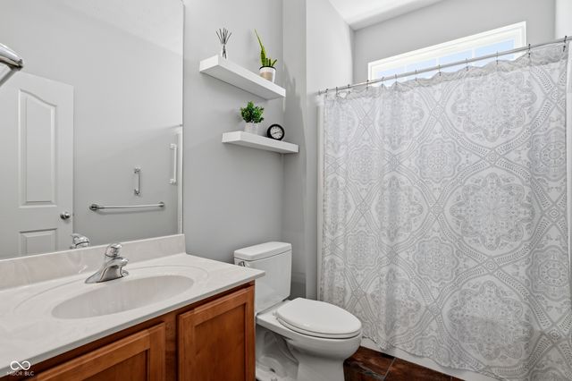 12897 Oxbridge Place, Fishers, IN 46037