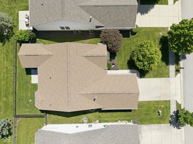 12897 Oxbridge Place, Fishers, IN 46037