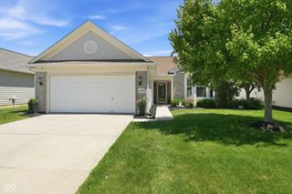 12897 Oxbridge Place, Fishers, IN 46037