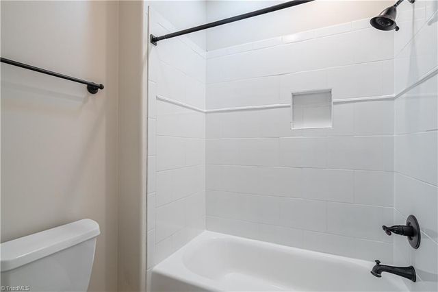 6304 Autumn Crest Court, Summerfield, NC 27358