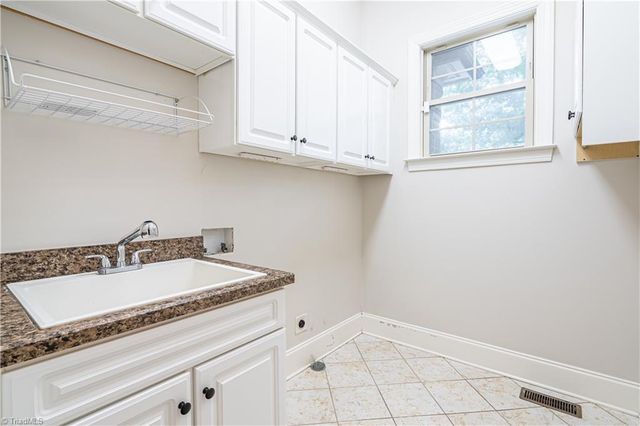6304 Autumn Crest Court, Summerfield, NC 27358
