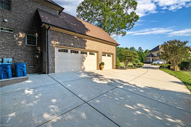 6304 Autumn Crest Court, Summerfield, NC 27358