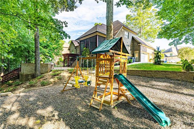 6304 Autumn Crest Court, Summerfield, NC 27358
