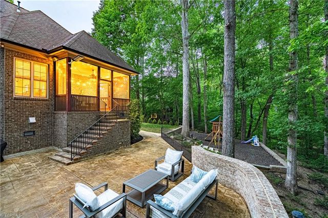 6304 Autumn Crest Court, Summerfield, NC 27358