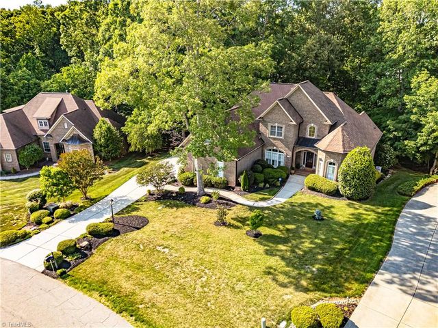 6304 Autumn Crest Court, Summerfield, NC 27358