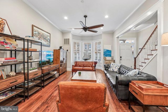 146 DUKE OF GLOUCESTER ST, Annapolis, MD 21401