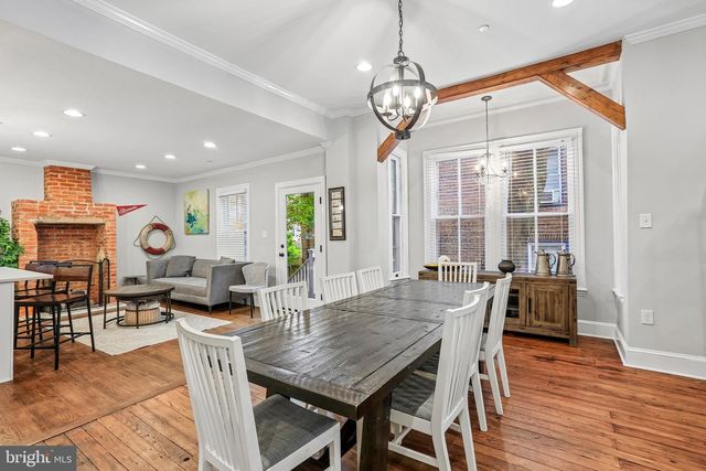 146 DUKE OF GLOUCESTER ST, Annapolis, MD 21401