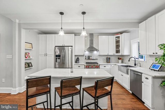 146 DUKE OF GLOUCESTER ST, Annapolis, MD 21401
