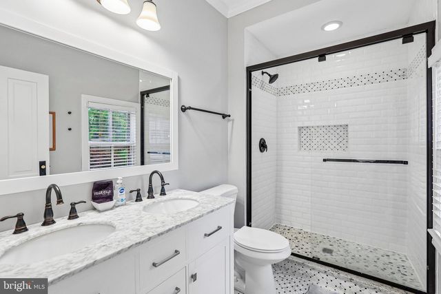 146 DUKE OF GLOUCESTER ST, Annapolis, MD 21401