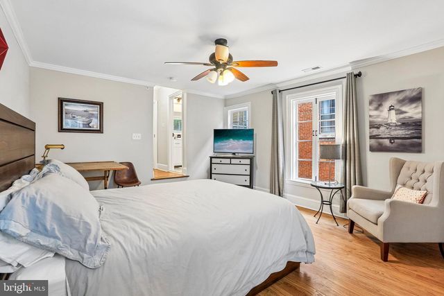 146 DUKE OF GLOUCESTER ST, Annapolis, MD 21401