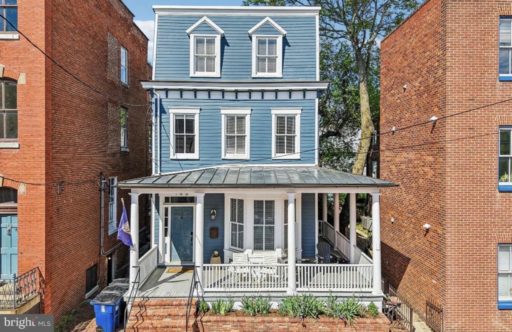 146 DUKE OF GLOUCESTER ST, Annapolis, MD 21401