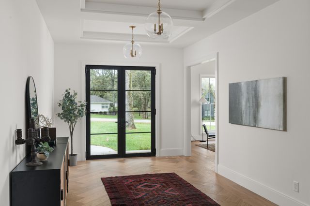 706 Brook Hollow Rd, Nashville, TN 37205