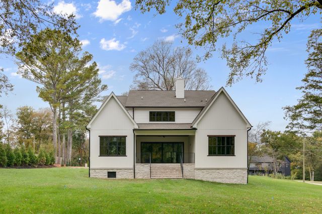 706 Brook Hollow Rd, Nashville, TN 37205