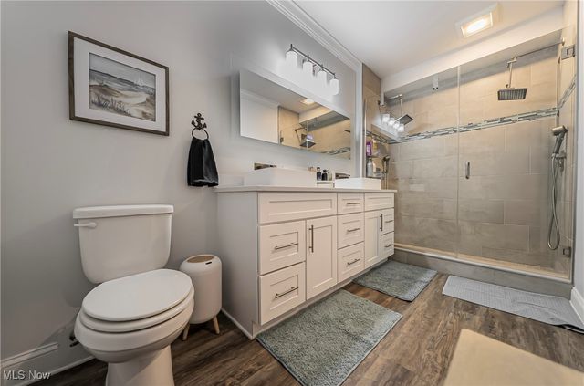 101 Whispering Shores, Vermilion, OH 44089