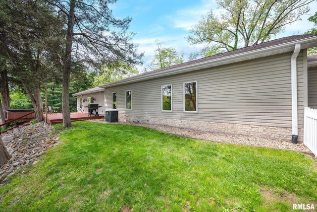 277 E SPRING Lane, East Peoria, IL 61611