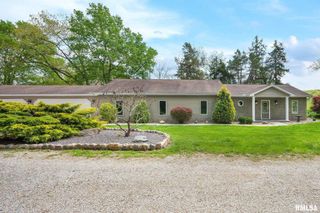 277 E SPRING Lane, East Peoria, IL 61611