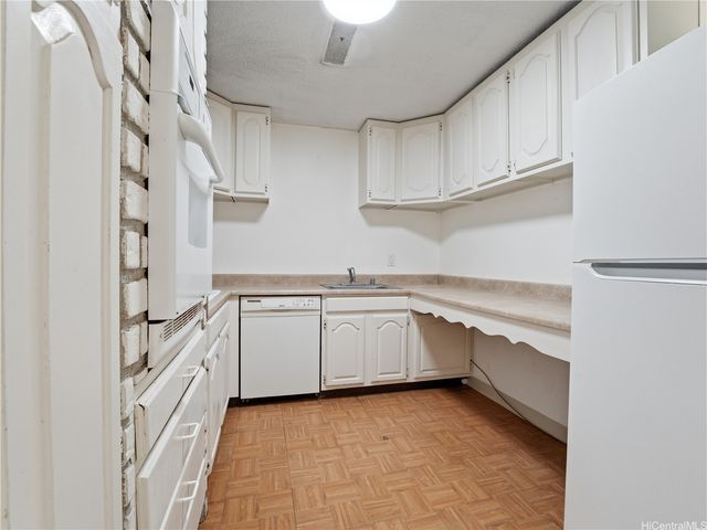 1717 Ala Wai Boulevard 607, Honolulu, HI 96815