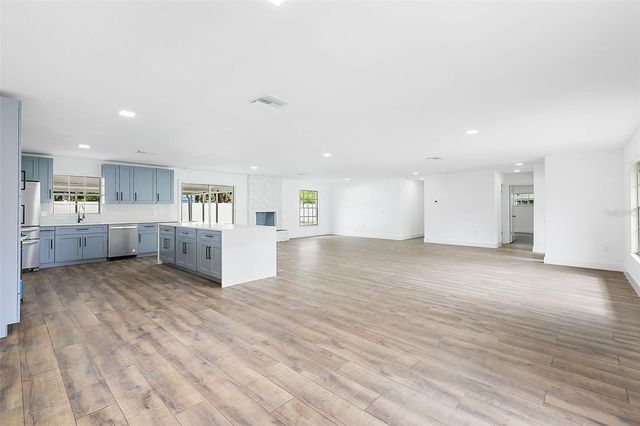 1862 NE 40TH COURT, Ocala, FL 34470