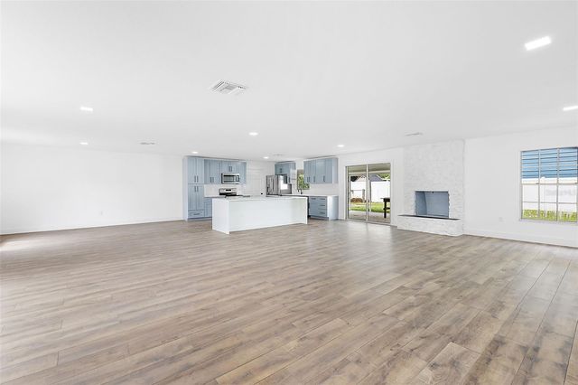 1862 NE 40TH COURT, Ocala, FL 34470