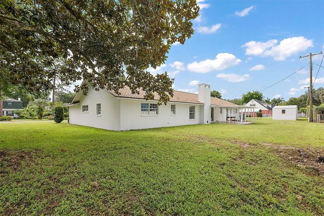 1862 NE 40TH COURT, Ocala, FL 34470
