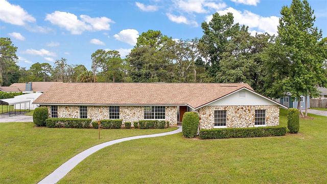 1862 NE 40TH COURT, Ocala, FL 34470