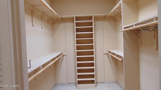 1592 W Agave Lane, Green Valley, AZ 85622