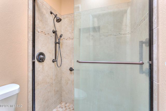 1592 W Agave Lane, Green Valley, AZ 85622